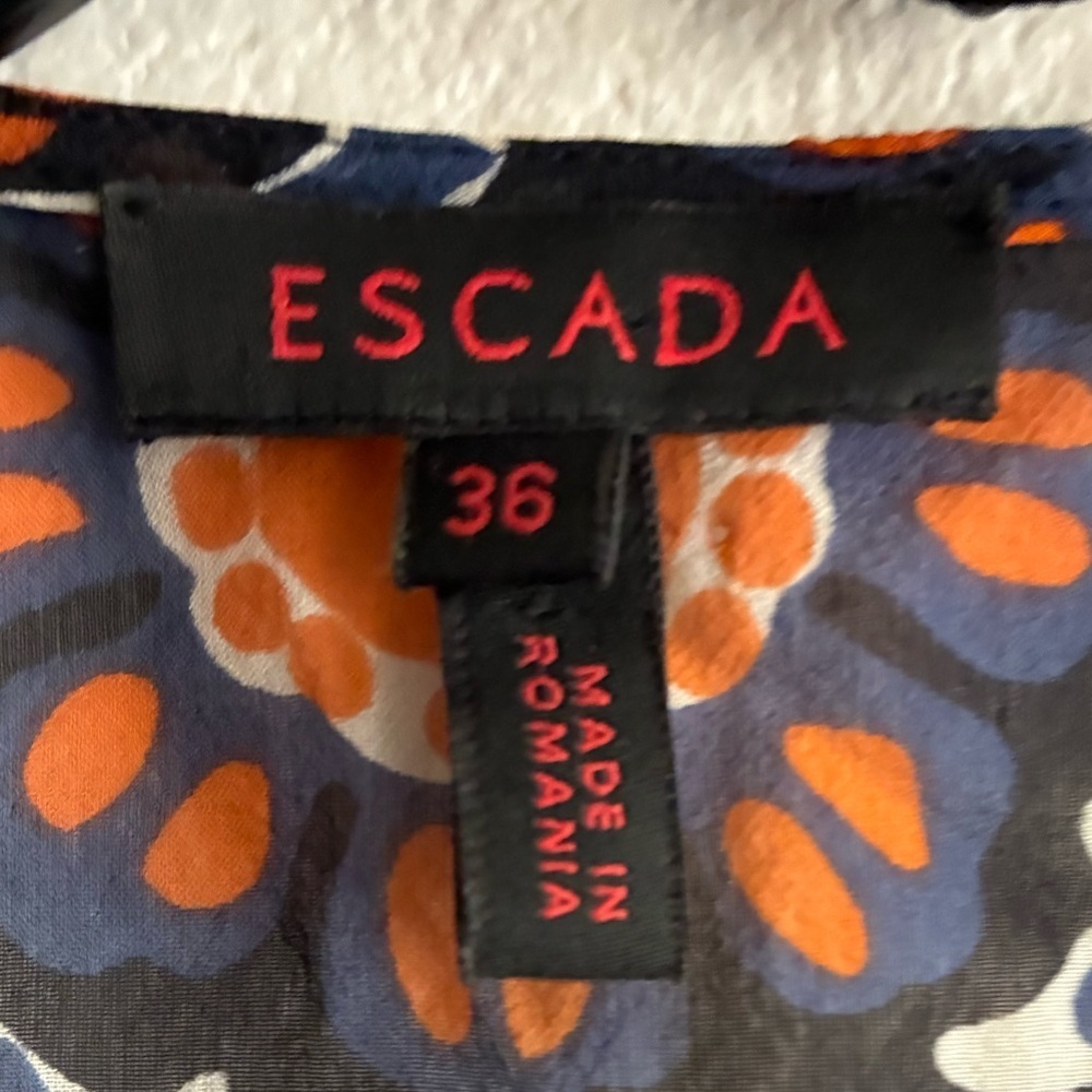 Escada Silk Short Sleeve Floral Wrap Blouse 36/S - Picture 12 of 15